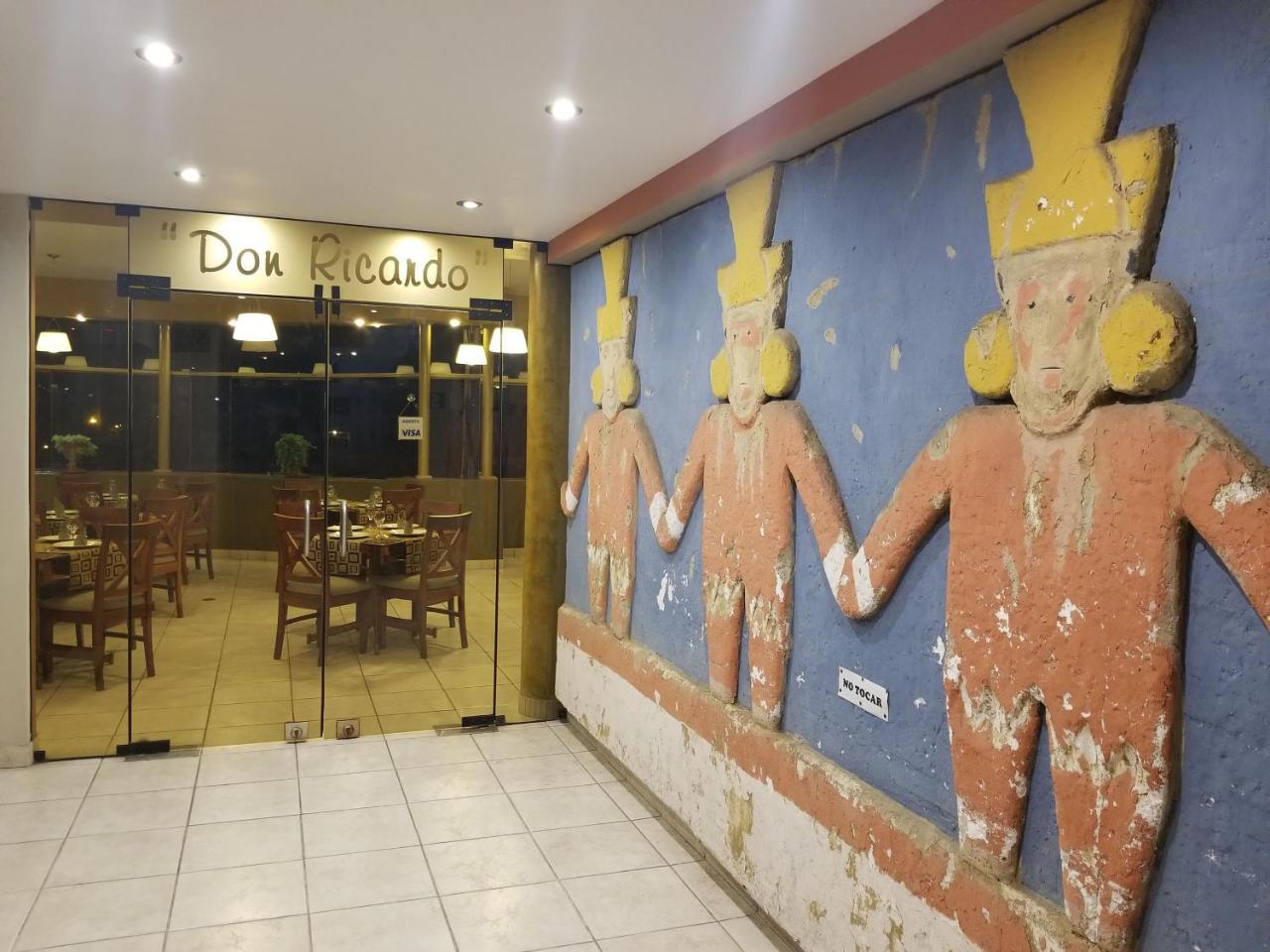Hotel El Brujo La Merced Trujillo Bagian luar foto