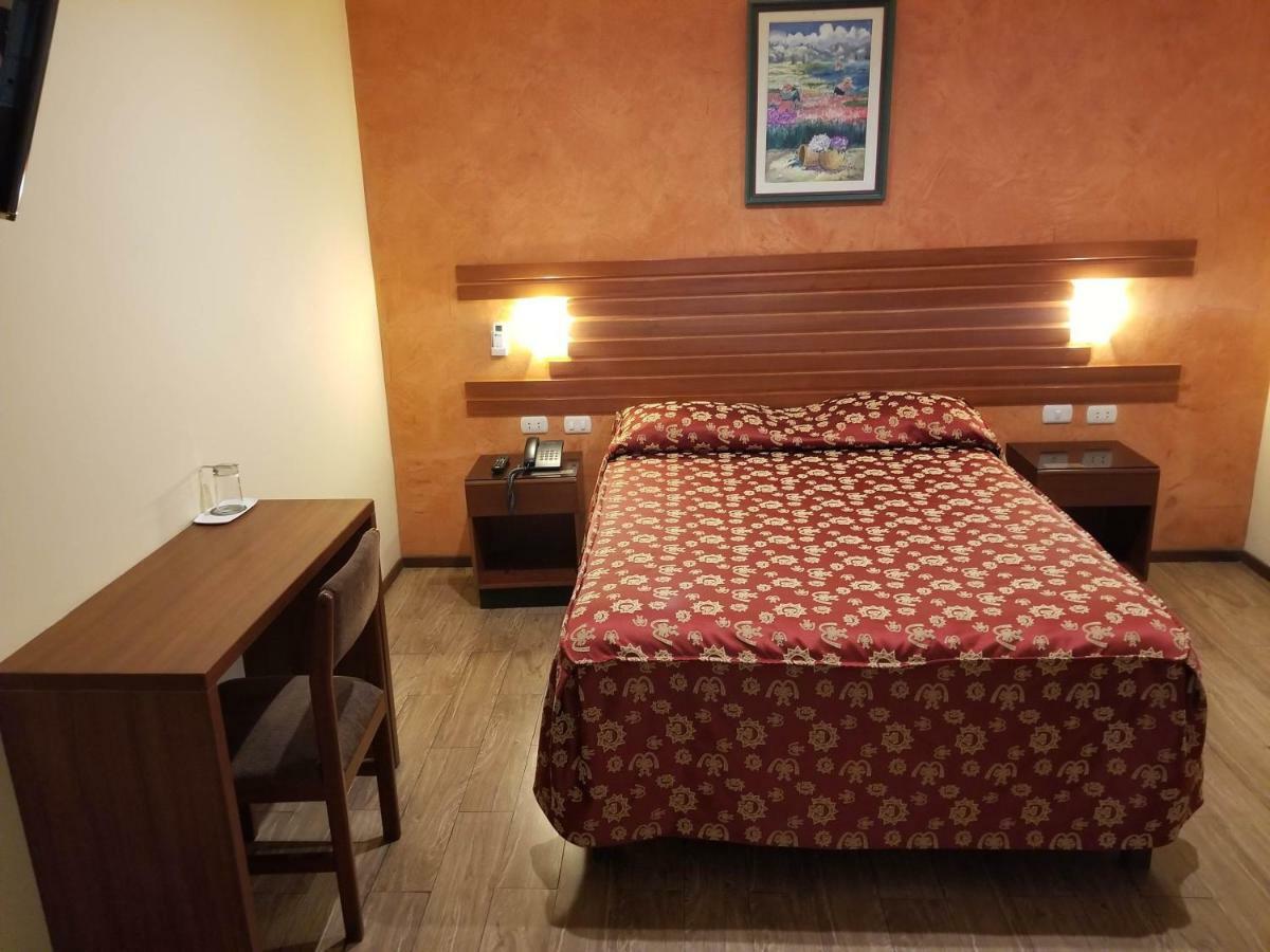 Hotel El Brujo La Merced Trujillo Bagian luar foto